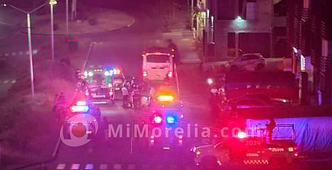 Derrape de moto deja mujer malherida en Morelia; conductor iría alcoholizado