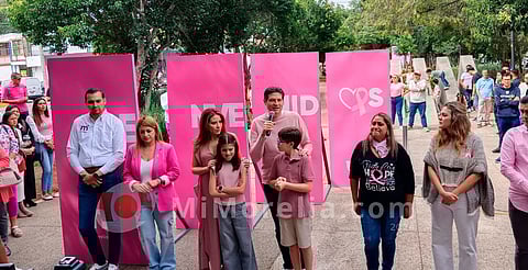 Apoya y compra en la Feria Rosa con Causa