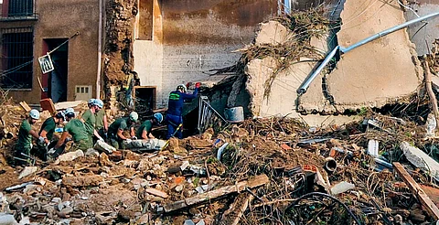 SRE, sin reporte de mexicanos víctimas en Valencia tras temporal; enviarán apoyo a España