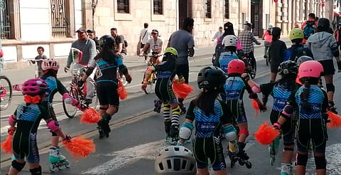 IMCUFIDE realiza con gran participación la 1a. Rodada en Patines