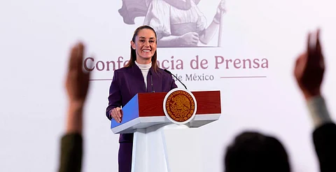 Gobierno de México congela saldos y mensualidades de 2 millones de créditos del Infonavit