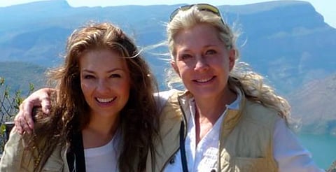 "Necesito sanar este dolor"; Thalía anuncia que se ausentará tras muerte de su hermana Ernestina Sodi