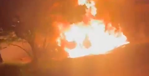 Tractocamión arde en llamas en la Morelia-Salamanca