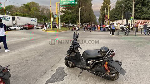 Guardia Civil libera bloqueos de vialidades en Uruapan tras demanda de atención médica