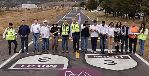 Inaugura Bedolla carretera multianual Epitacio Huerta-Contepec-Tlalpujahua