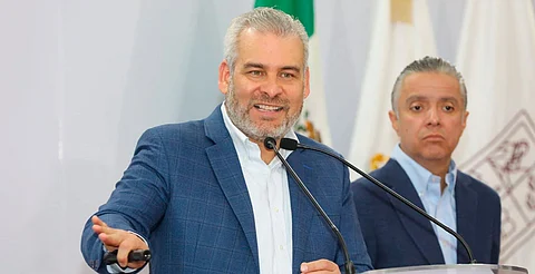 Van 9 mil 438 mdp a infraestructura estatal: Bedolla