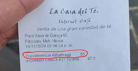 Cliente en Pátzcuaro se queja de cobro por mandar foto por Whats para imprimir