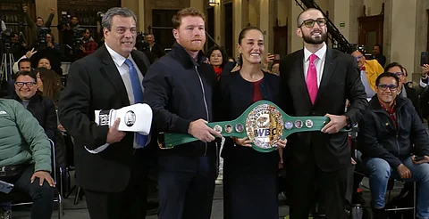 "Canelo" Álvarez anuncia clase de box masiva en "la mañanera"