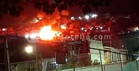 Se quema casa en colonia Ampliación Leandro Valle de Morelia