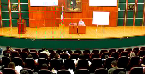 Con conversatorio en Morelia, Poder Judicial de Michoacán concluye con actividades conmemorativas por el 200 aniversario