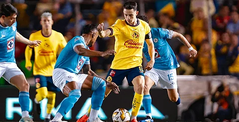 América y Cruz Azul empatan, definirán en el partido de vuelta
