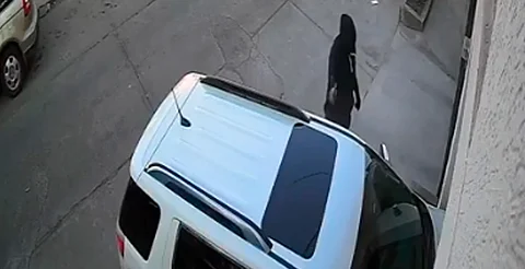 Revelan video del asesinato de mujer registrado este lunes en Morelia