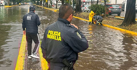 Despliega Gobierno de Morelia brigadas para atender incidencias por fuerte lluvia de este domingo