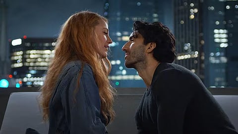 Blake Lively rompe el circulo y demanda a su coprotagonista por presunto acoso