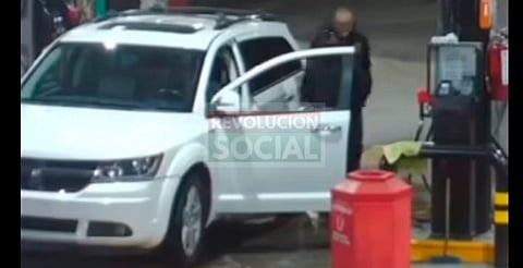 Sujeto llega a gasolineras en Morelia, pide tanque lleno y asalta a mano armada, alertan