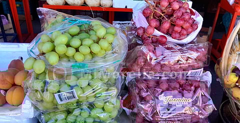 A casi 200 pesos el kilo de uva para deseos de año nuevo, en Morelia