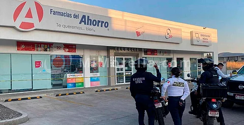 Delincuente asalta sucursal de Farmacias del Ahorro en Morelia