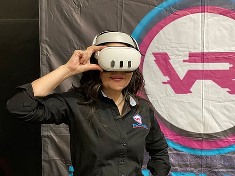 Programa de créditos para mujeres hizo realidad este negocio de entretenimiento virtual en Morelia