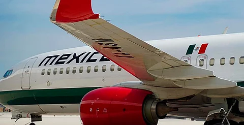 Suspende Mexicana vuelos a ocho destinos, incluido Uruapan; "se está haciendo una revisión", dice Sheinbaum