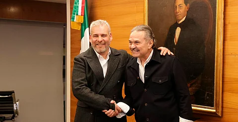 Bedolla e Infonavit dan seguimiento al acuerdo de construcción de viviendas