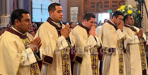 Realiza Arquidiócesis de Morelia ordenación de cinco nuevos presbíteros