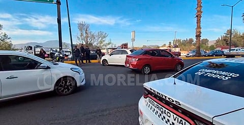 Morelia: chocan dos en periférico en hora pico