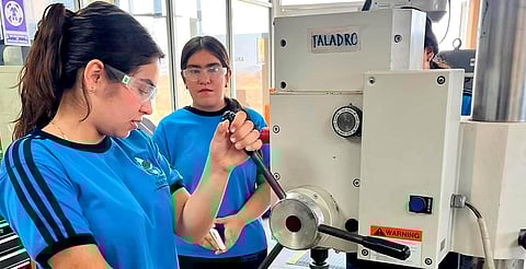 Tres de sus 4 programas de ingeniería cuentan con acreditaciones internacionales