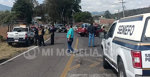 Trágico choque deja una mujer sin vida y tres lesionados, en la Quiroga-Zacapu