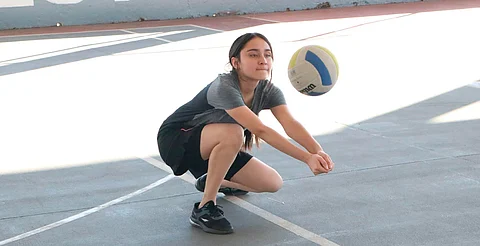 Conoce los beneficios del voleibol; practícalo en los centros deportivos de la Cecufid