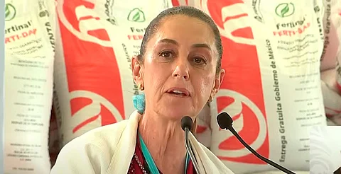 Claudia Sheinbaum visita Zirahuén y reafirma su vínculo con el pueblo purépecha