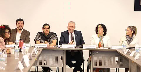 Destaca Bedolla en la UNAM aportación de comunidades indígenas en reforma a la ley federal