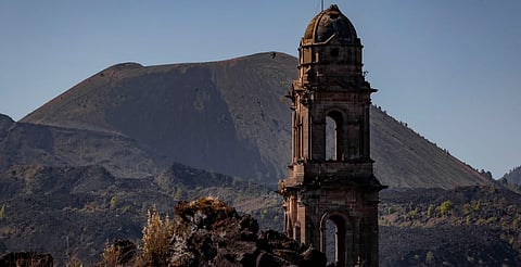 Volcán y ruinas del Paricutín se iluminarán con show de luces y pirotecnia