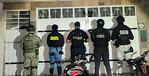 Dos motocicletas con reporte de robo también fueron aseguradas en el lugar