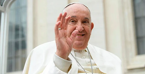 El Papa Francisco presenta ligera mejoría en su estado de salud