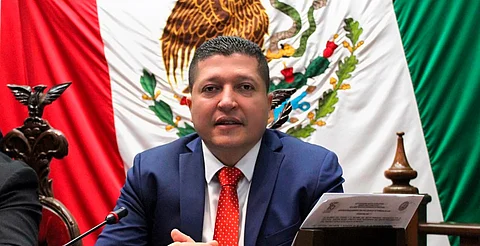 Promueve Vicente Gómez regulación de vehículos personales de movilidad sostenible