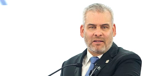 Impulso a la autonomía económica de mujeres con créditos para negocios: Bedolla