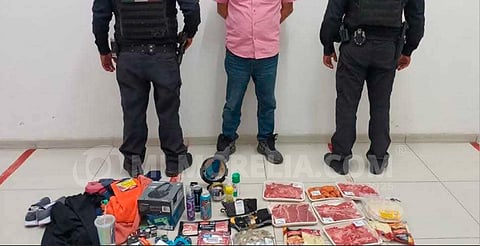 Michoacán: lo atrapan queriendo robar más de $5 mil en productos en supermercado
