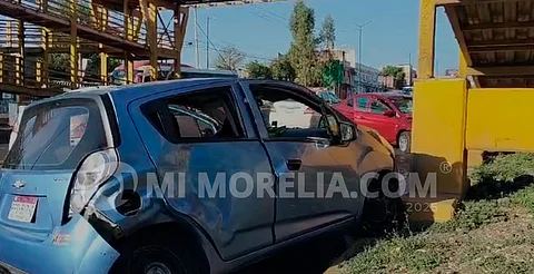 Morelia: choque en avenida Madero Poniente deja un menor lesionado