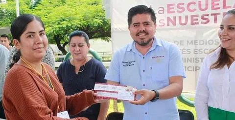 La Escuela es Nuestra mejorará 306 preparatorias y bachilleratos públicos de Michoacán