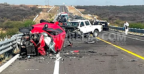 Un muerto y dos heridos, tras choque de frente, sobre el Libramiento Oriente de La Piedad