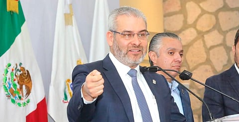 En investigación, entrega de camionetas a Arquidiócesis de Morelia: gobernador