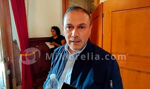 Gobierno digital y capacitación, claves para evitar irregularidades en municipios: Marco Bravo