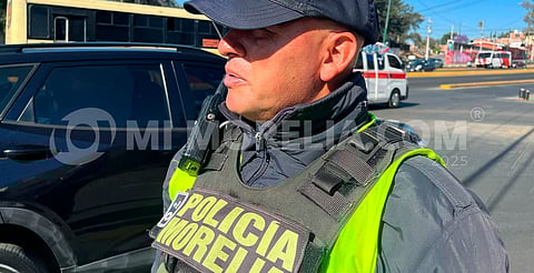 Entre el caos y la paciencia: la diaria labor de un policía de tránsito