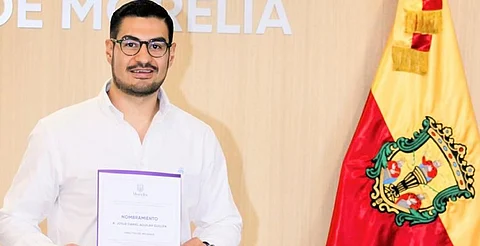 Nombra Alfonso Martínez a Josué Daniel Aguilar Guillén como director del Migrante