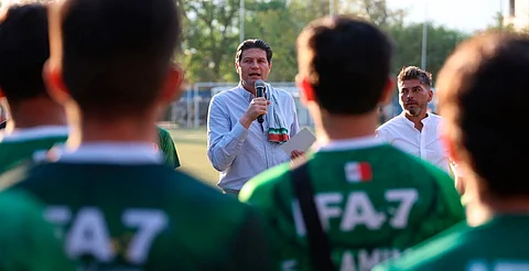 Alfonso Martínez reconoce a jóvenes morelianos campeones de Fútbol 7