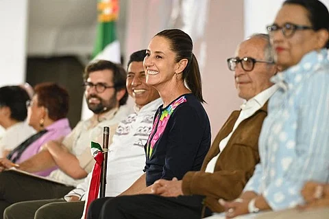 Sheinbaum inaugura Hospital General de la Mujer y la Niñez Oaxaqueña, y Centro de Salud en Ixtlán de Juárez