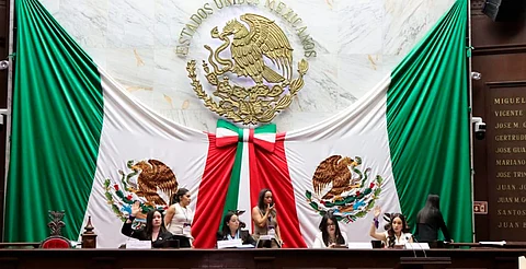 Lactarios obligatorios en instituciones públicas y privadas, propuesta de Segundo Parlamento de Mujeres