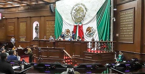 Presentan iniciativa para la revocación de mandato en Michoacán