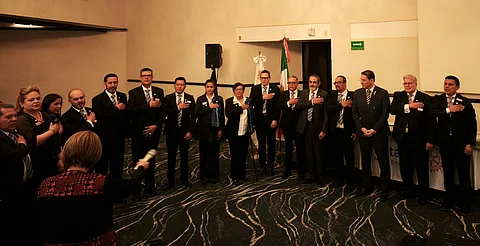 Con una visión altruista, entregan carta constitutiva del Club Rotario Morelia Empresarial