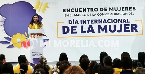 “Aquí hay una mujer que va a encabezar la gubernatura de Michoacán”, destapa Octavio Ocampo a Araceli Saucedo para 2027